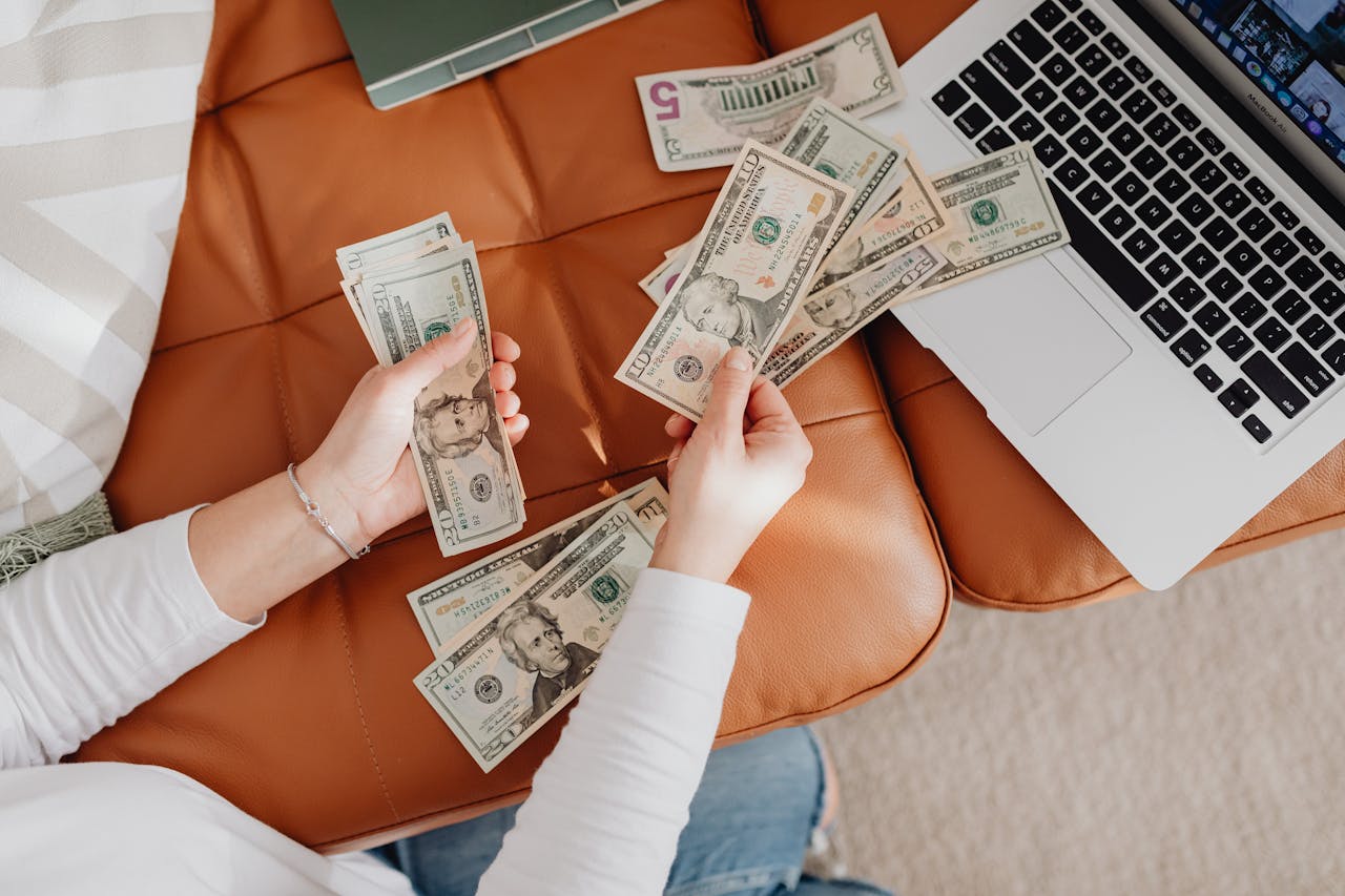Financial investment advice in Uganda